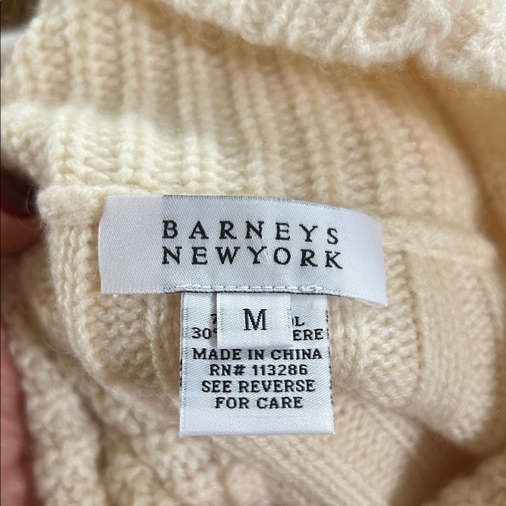 Barney’s New York Cream Sleeveless Turtleneck Sweater medium - Picture 3 of 5